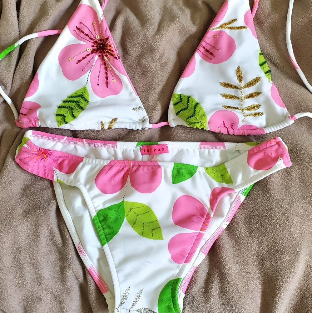 New Vintage Salinas Brazilian Bikini size L cheeky bottoms and beaded top